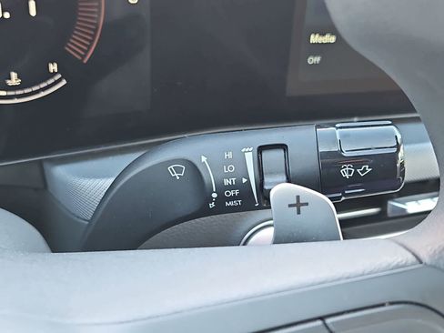 Used 2025 Hyundai Sonata SEL FWD image 29