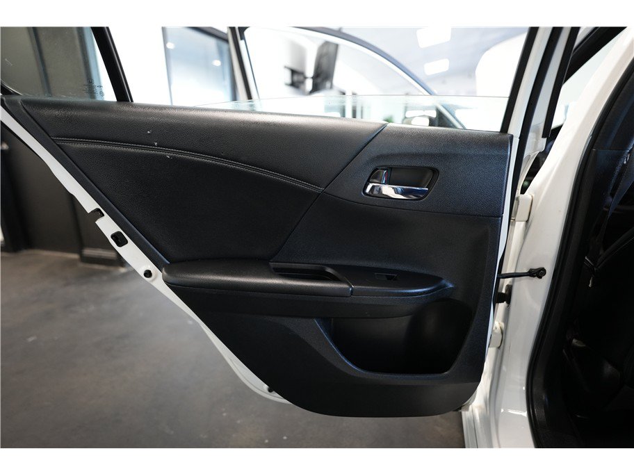 Used 2016 Honda Accord Sport image 15