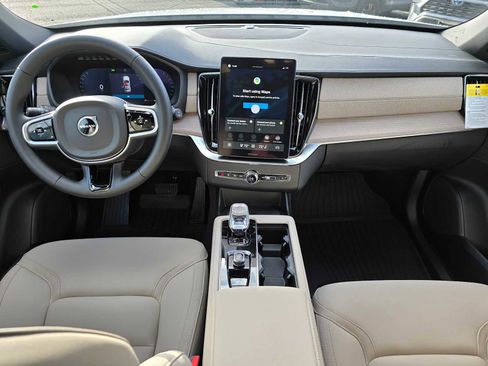 New 2026 Volvo XC90 B6 Plus w/ Protection Package Premier AWD/4WD image 20