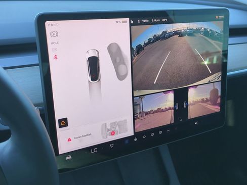 Used 2023 Tesla Model Y Long Range image 15