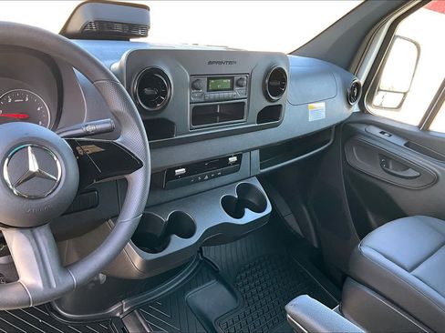 New 2025 Mercedes-Benz Sprinter 2500 image 6