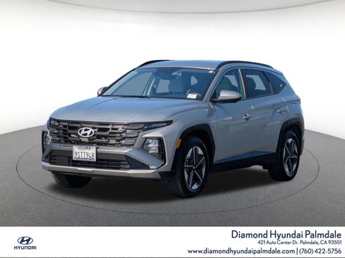 Certified 2025 Hyundai Tucson SEL FWD image 3
