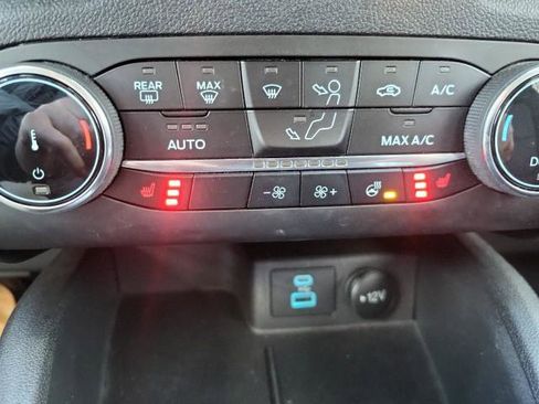 Used 2023 Ford Escape Active AWD/4WD image 11