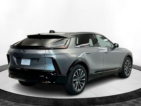 New 2025 Cadillac Lyriq Sport w/ LPO, Floor Liner Package image 6