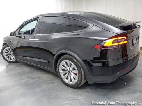 Used 2018 Tesla Model X P100D image 9