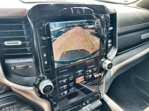 Used 2021 RAM 1500 Laramie AWD/4WD image 29
