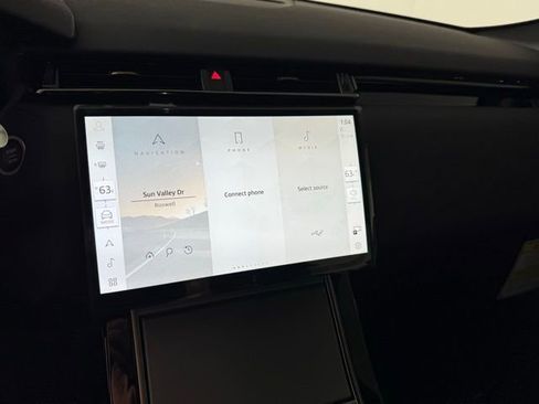 Certified 2025 Land Rover Range Rover Velar S image 18