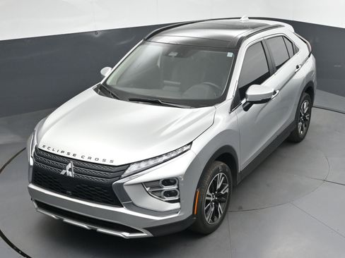 Used 2023 Mitsubishi Eclipse Cross SE image 33