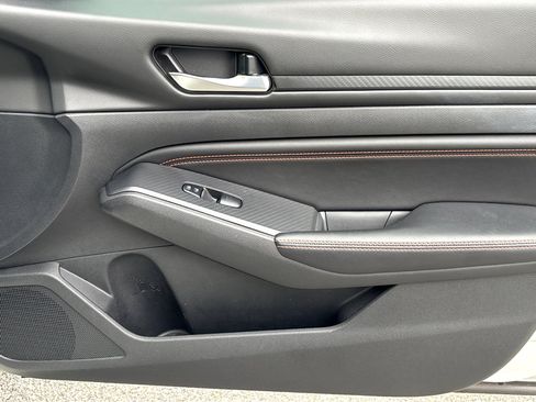 Used 2021 Nissan Altima 2.5 SR image 10