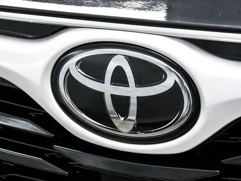 Used 2020 Toyota Highlander L AWD/4WD image 80