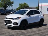 Used 2020 Chevrolet Trax LT w/ Redline Edition image 2