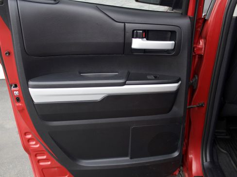 Used 2017 Toyota Tundra SR5 w/ TRD Off Road Package image 24