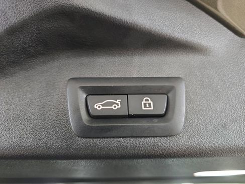 Used 2023 BMW X5 sDrive40i w/ M Sport Package image 31