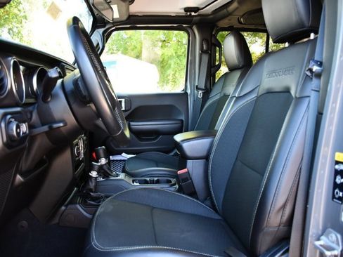 Used 2020 Jeep Wrangler Unlimited Freedom Edition image 14