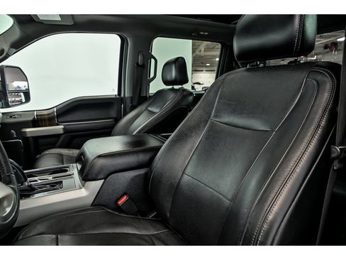 Used 2015 Ford F150 Lariat AWD/4WD image 13