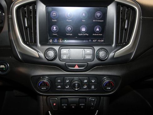 Used 2020 GMC Terrain Denali w/ Denali Premium Package AWD/4WD image 16
