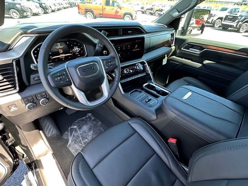 New 2026 GMC Sierra 3500 Denali w/ Denali Reserve Package AWD/4WD image 18