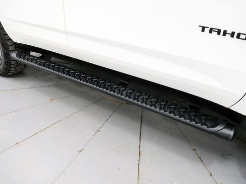 Used 2022 Chevrolet Tahoe Z71 AWD/4WD image 36