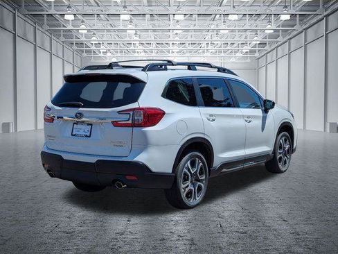 Used 2026 Subaru Ascent Limited AWD/4WD image 5