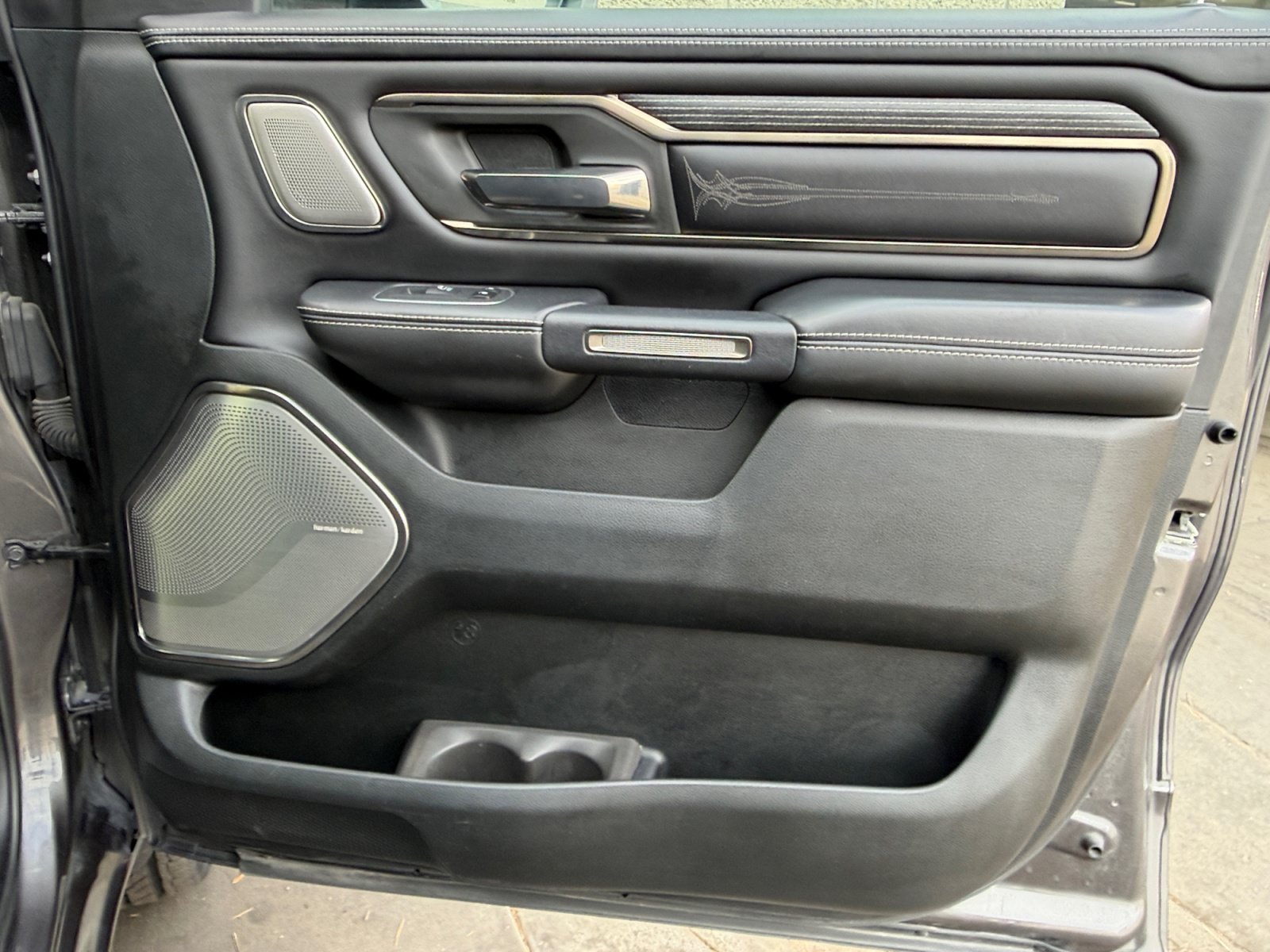 Used 2021 RAM 1500 Limited w/ Night Edition AWD/4WD image 16