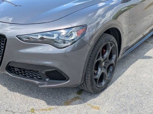 Used 2024 Alfa Romeo Stelvio Veloce AWD/4WD image 6