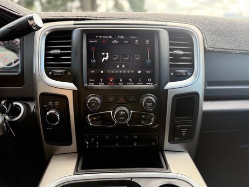 Used 2018 RAM 2500 Big Horn AWD/4WD image 36
