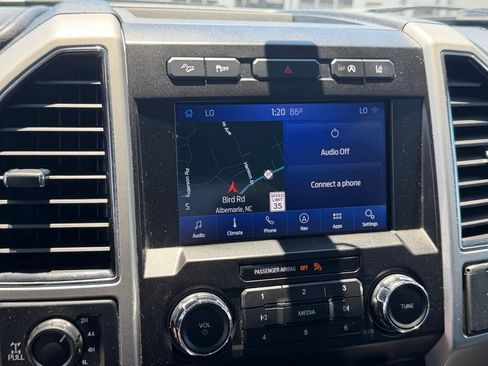 Used 2020 Ford F150 Lariat AWD/4WD image 23