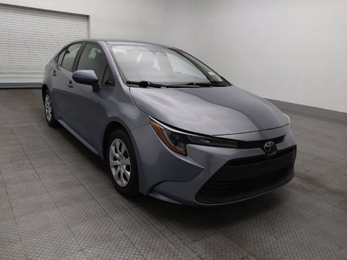 Used 2024 Toyota Corolla LE FWD image 13