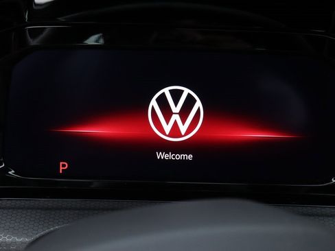 Used 2024 Volkswagen GTI Autobahn image 23