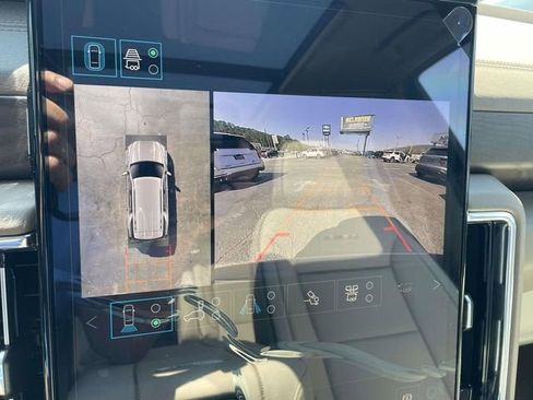 New 2026 GMC Yukon Denali w/ Denali Reserve Package AWD/4WD image 16