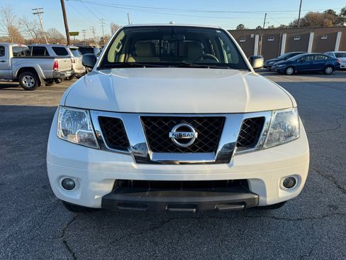 Used 2017 Nissan Frontier SV w/ SV Value Truck Package image 2