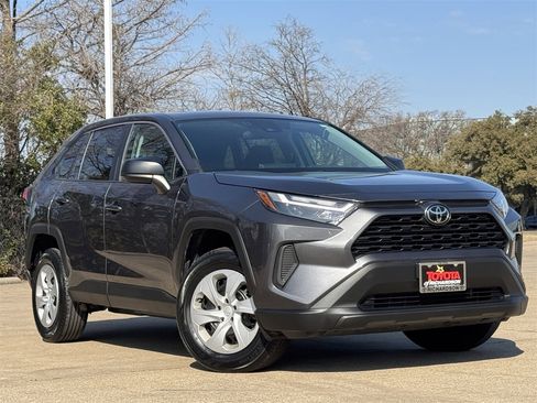 Used 2024 Toyota RAV4 LE image 2