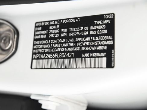 Used 2023 Porsche Macan AWD/4WD image 12