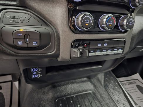 New 2026 RAM 3500 Tradesman image 25