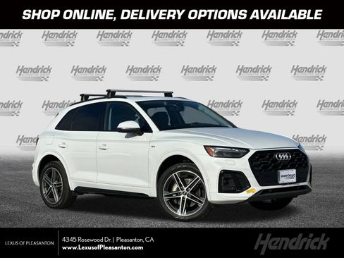Used 2022 Audi Q5 e Prestige w/ Prestige Package image 1