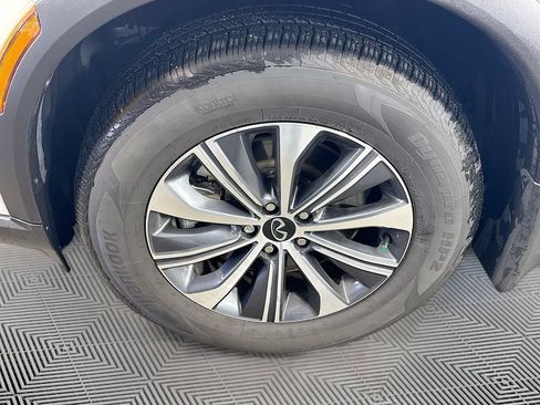 Certified 2026 INFINITI QX60 Pure w/ Cargo Package FWD image 33