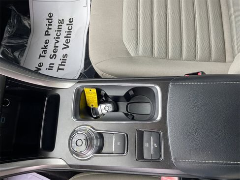 Used 2018 Ford Fusion S image 25