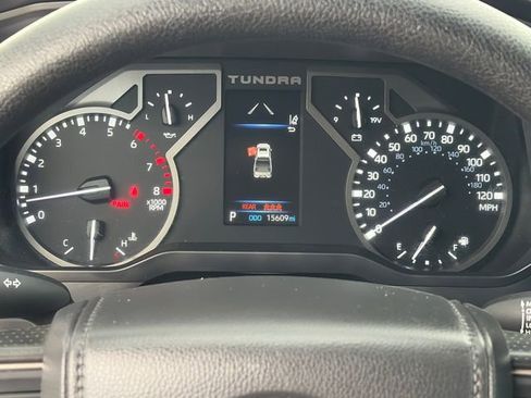 Used 2025 Toyota Tundra SR5 AWD/4WD image 30