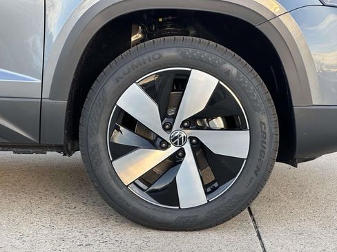 New 2026 Volkswagen Taos S AWD/4WD image 7