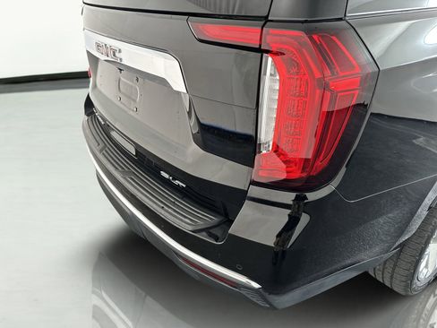 Used 2021 GMC Yukon SLT w/ SLT Luxury Plus Package image 26