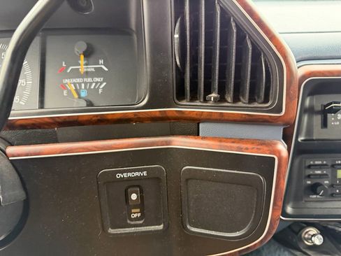 Used 1990 Ford F250 2WD SuperCab image 29
