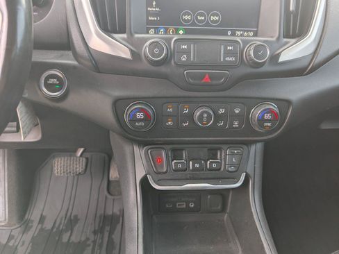 Used 2019 GMC Terrain SLT w/ Preferred Package FWD image 29
