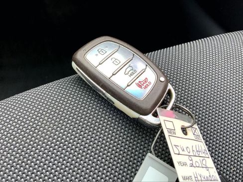 Used 2018 Hyundai Ioniq SEL image 14