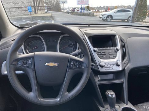 Used 2016 Chevrolet Equinox LS AWD/4WD image 23