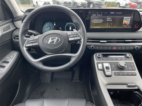 Used 2025 Hyundai Palisade SEL image 3