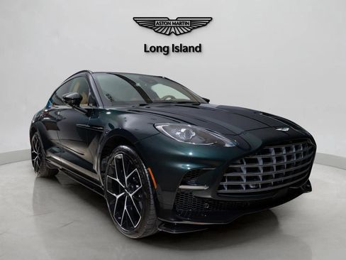 New 2026 Aston Martin DBX 707 image 3