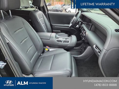 New 2026 Hyundai Palisade Calligraphy FWD image 17