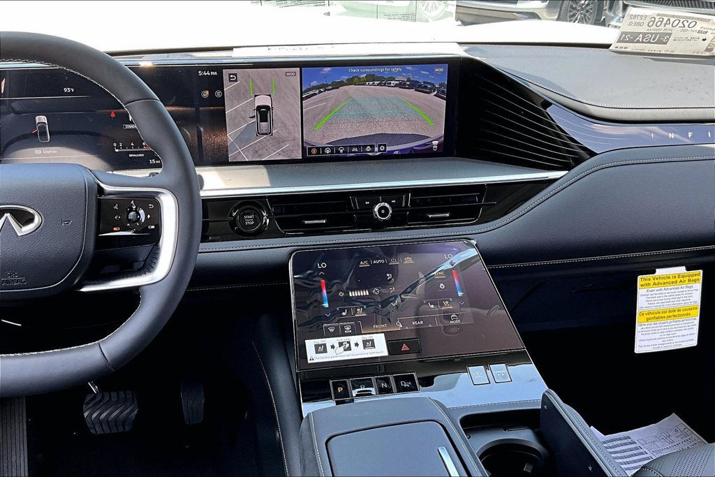 New 2027 INFINITI QX80 Luxe RWD image 11