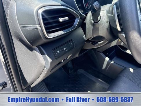 Certified 2022 Hyundai Santa Fe SE w/ Winter Weather Package AWD/4WD image 20
