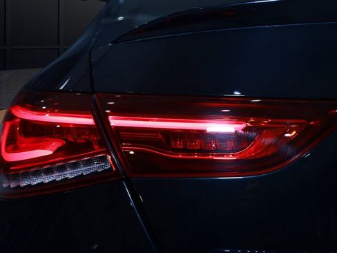 Used 2023 Mercedes-Benz CLA 35 AMG 4MATIC image 25